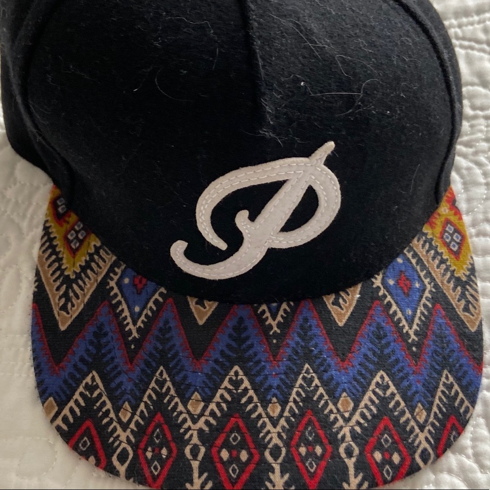Primitive hat